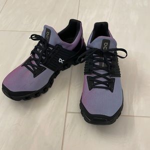 **Never Worn** Exclusive from Bandier: Cloudswift Edge Prism - Color Aurora